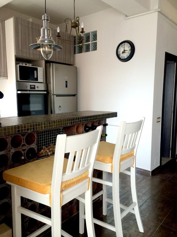 Classic Apartment Brasov Bagian luar foto